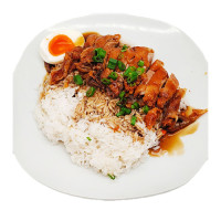 Arroz blanco con pato frito